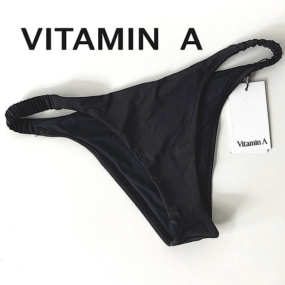 NWT Vitamin A ZURI black swim bottom classic fit scrunch lift sides new with tag - Picture 1 of 10